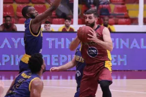 Συνεχίζει αήττητος ο Κεραυνός (φώτος)
