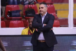 Συνεχίζει αήττητος ο Κεραυνός (φώτος)