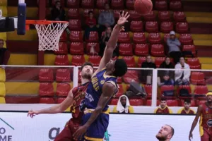 Συνεχίζει αήττητος ο Κεραυνός (φώτος)