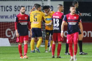 Πεντάρα… πρόκρισης η ΑΕΛ! (φώτος)