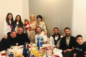 Ανορθωσιάτικο - Γεωργιανό ρεβεγιόν...