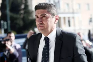 «Να παραιτηθεί ο Αυγενάκης, το ελληνικό ποδόσφαιρο οδηγείται στο χάος»