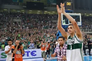 Διαμαντίδης ο κορυφαίος Έλληνας μπασκετμπολίστας της δεκαετίας!