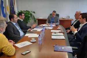Συνάντηση ΚΟΚ με ηγεσίες κομμάτων