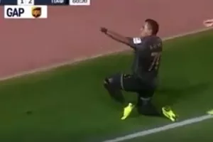 Highlights με Ανγκούλο (βίντεο) 