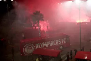 (LIVE/Ημίχρονο) Ολυμπιακός 0-0 Παναθηναϊκός (φώτος)