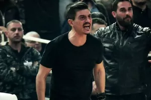 Νέα κόντρα οπαδών - Γιαννακόπουλου: "Την επόμενη φορά δεν θα αγωνιστούμε"