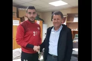DEAL με Τσιακουρή