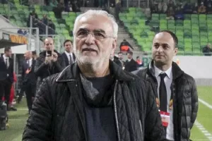 ΚΑΕ ΠΑΟΚ: "Κάτω τα χέρια από τον Ιβάν Σαββίδη και τον ΠΑΟΚ"