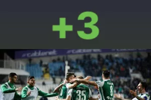 (Φώτος) Ενθουσιασμένοι οι παίκτες της Ομόνοιας