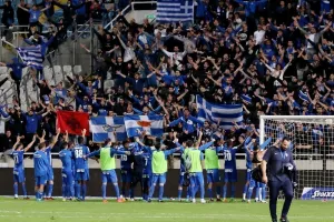 2800+ Ανορθωσιάτες στο πέταλο!