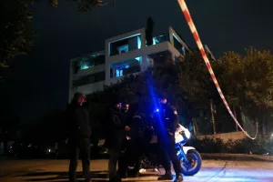 Επαγγελματικό χτύπημα σε Κοβάσεβιτς- Πώς γλύτωσε το μοιραίο (φώτος)