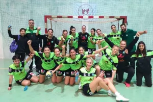 Αμετακίνητα από την κορυφή τα Λατσιά!