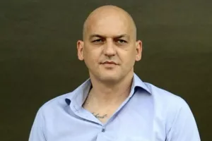 Κοβάσεβιτς: «Ένας άνδρας με πυροβόλησε και ενστικτωδώς έπεσα στα δεξιά»