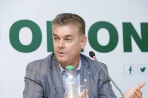 ΕΞΕΛΙΞΗ/Θα μιλήσει ο Παπασταύρου