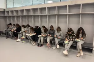 Ξενάγηση στην "ΑΡΕΝΑ" για το δημοτικό σχολείο Ξυλοφάγου (φώτος)