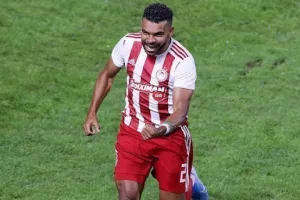 Ο Σουντανί ευχήθηκε καλή συνέχεια στον φίλο του Μπενζιά