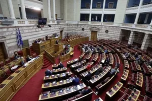 Θα διαγραφούν οι βουλευτές της ΝΔ που δεν θα ψηφίσουν την τροπολογία ΠΑΟΚ - Ξάνθης