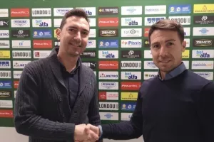 DEAL με Santiago Carpintero