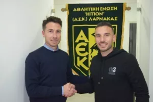 Τιμωρημένος από Ισπανία και... εκτός