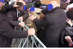 ΣΟΒΑΡΟΜΙΛΑΣ κύριε;