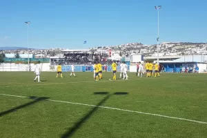 Γαλαζοκίτρινο το ντέρμπι Κ16