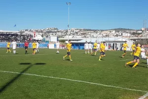 Γαλαζοκίτρινο το ντέρμπι Κ16