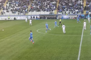 Τριάρα με ΤΖΙΜΗ και τώρα ΑΠΟΕΛ! (φώτος)