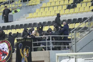 ΣΟΒΑΡΑ επεισόδια με χούλιγκανς στην Πάφο