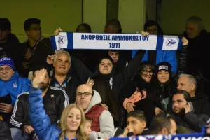 163 ΦΩΤΟΣ/Ο κόσμος της Ανόρθωσης