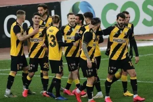 Τρομερός πλουραλισμός στην επίθεση και άμυνα από… ατσάλι!