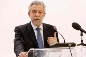 «Θέλουν ξανά παράγκα οι κύκλοι Μαρινάκη»!