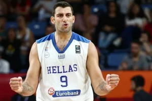Μπουρούσης: Αποσύρθηκε από την Εθνική!