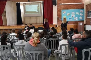 Τα είπαν με τους μαθητές οι παίκτες της ΑΕΚ