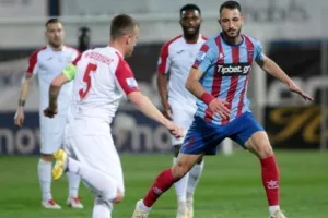 Παίζει ένα από τα τελευταία του χαρτιά ο Πανιώνιος