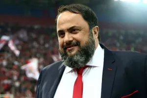 Μαρινάκης/"Γράψτε ιστορία με Άρσεναλ και κερδίστε στην Τούμπα!"