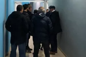 Μίνι-σύσκεψη