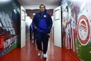 O Πέδρο συμπλήρωσε 1 χρόνο χωρίς ήττα στη Super League!