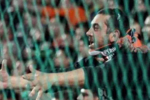 Δεν ξέχασαν/Πορτοκαλί