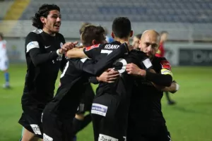 Εθνικός/"Να κοιμηθείτε περήφανοι..."