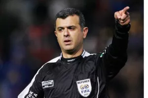 ΙΣΤΟΡΙΑ με Καπιτανή/"Μου έκαμε τρεις διαιτησίες, ήταν να με φάει!"