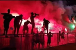 ΘΥΡΑ 9: "Ασταμάτητη φωνή"