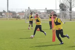 ΦΩΤΟΣ/Προπόνηση με... συννεφιά