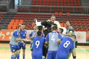 ΜΠΡΑΒΟ ΜΑΓΚΕΣ!