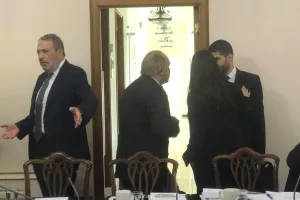 Η σύσκεψη στο Προεδρικό (φώτος/βίντεο)