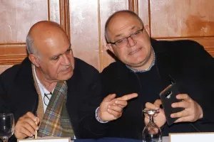Εδώ Γιάννος και Θουκής 