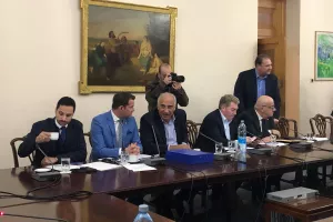 Η σύσκεψη στο Προεδρικό (φώτος/βίντεο)