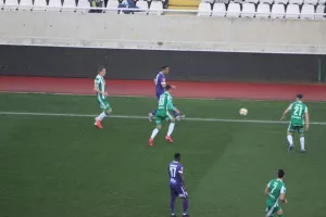 Βλέπει ημιτελικά με ΚΟΥΣΟΥΛΟ! (φώτος)