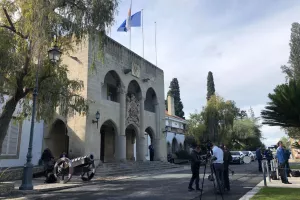 Η σύσκεψη στο Προεδρικό (φώτος/βίντεο)