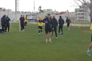 ΦΩΤΟΣ/Προπόνηση με... συννεφιά